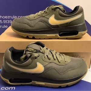 Nike Air Max Motif Next Nature Kids Size 7y